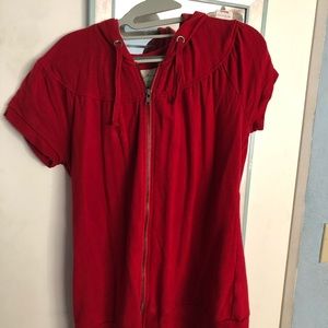 Evy’s tree short sleeved hoodie